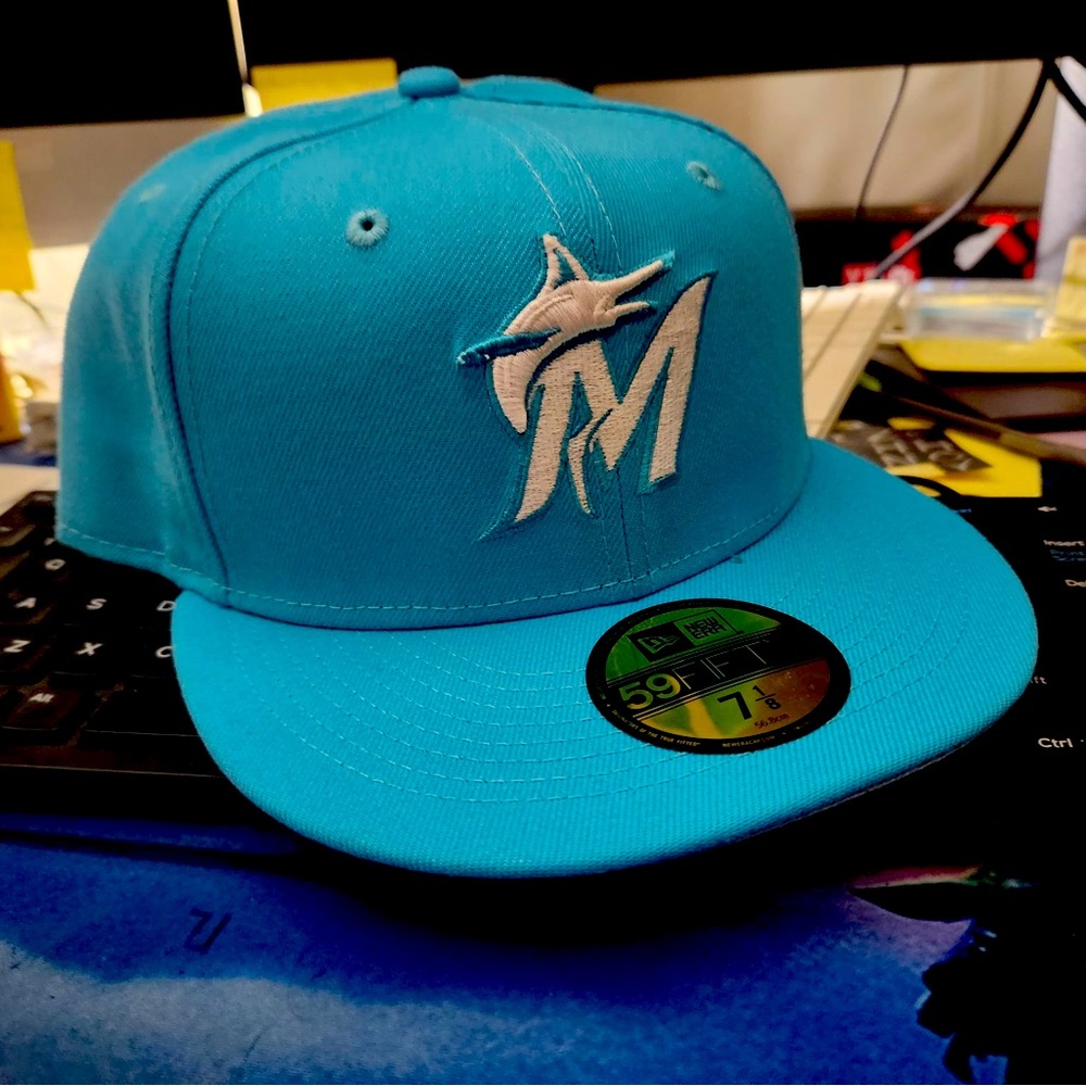 Florida Marlins New Era 7 1/8 MLB Hat.